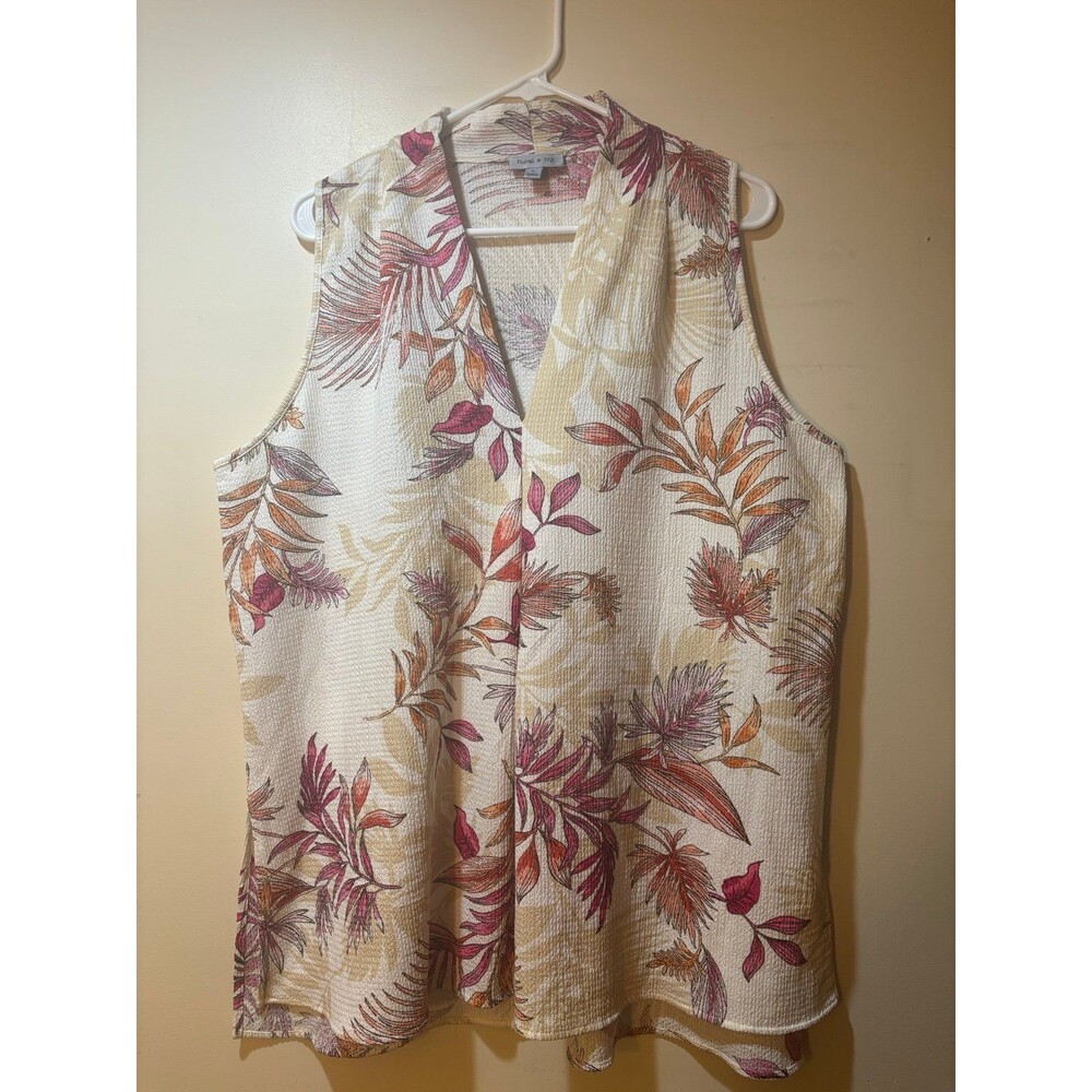 Floral & Ivy Shirt Size XL
